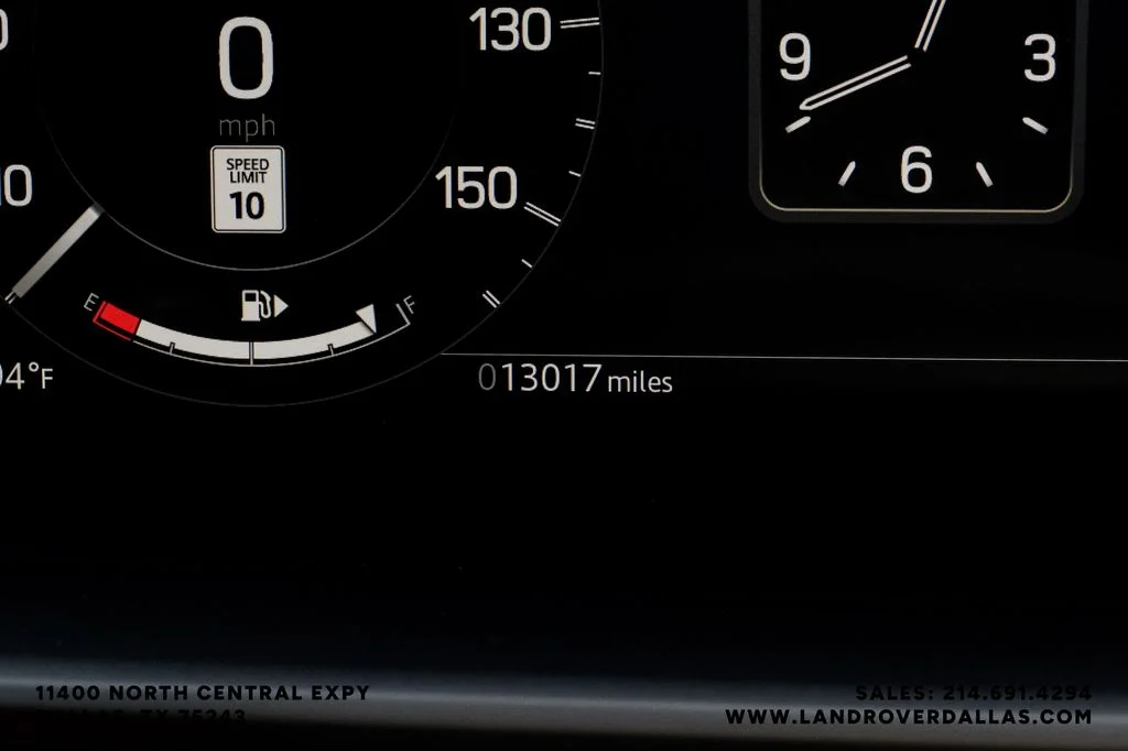 Used 2025 Eiger Gray Metallic Land Rover Dynamic SE image 22