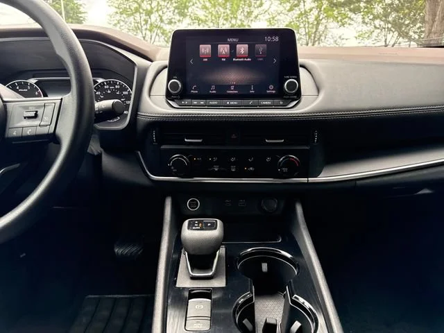 Used 2022 Super Black Nissan S image 22