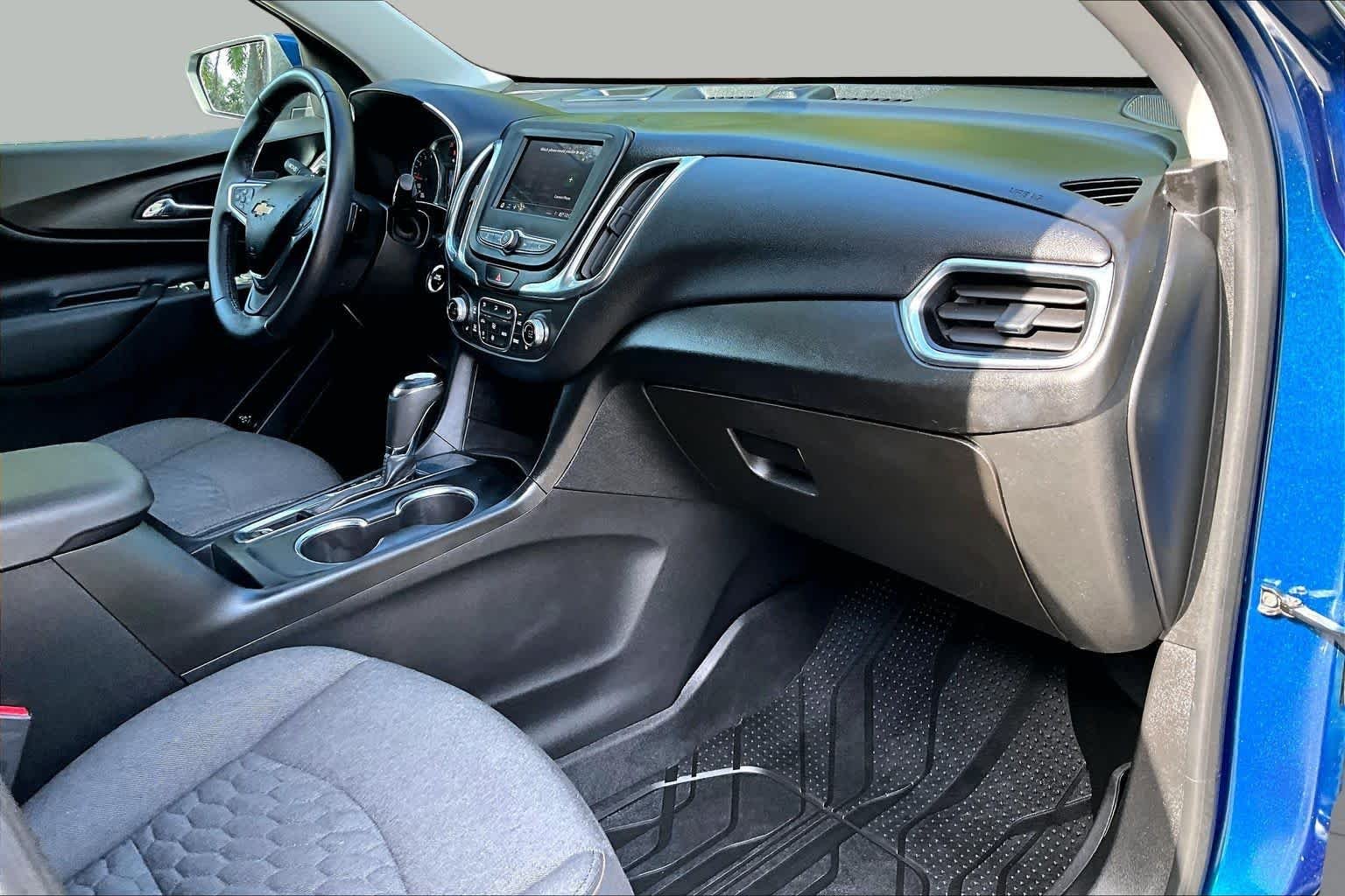 Used 2020 Pacific Blue Metallic Chevrolet LT image 19