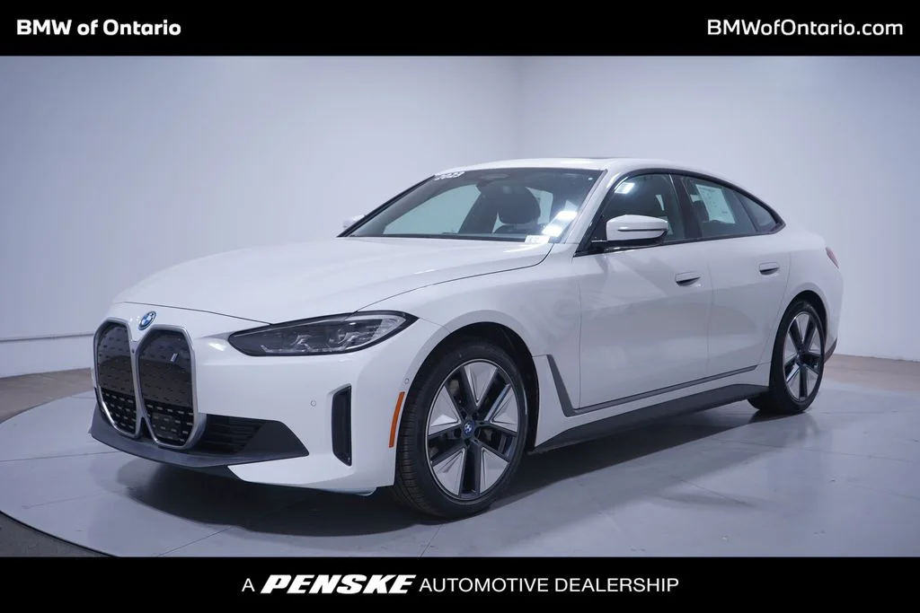 2023 BMW i4 eDrive35's photo