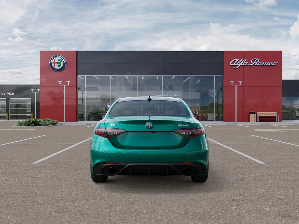 New 2025 Verde (Green) Fangio MetallicExterior Paint Alfa Romeo Base image 8
