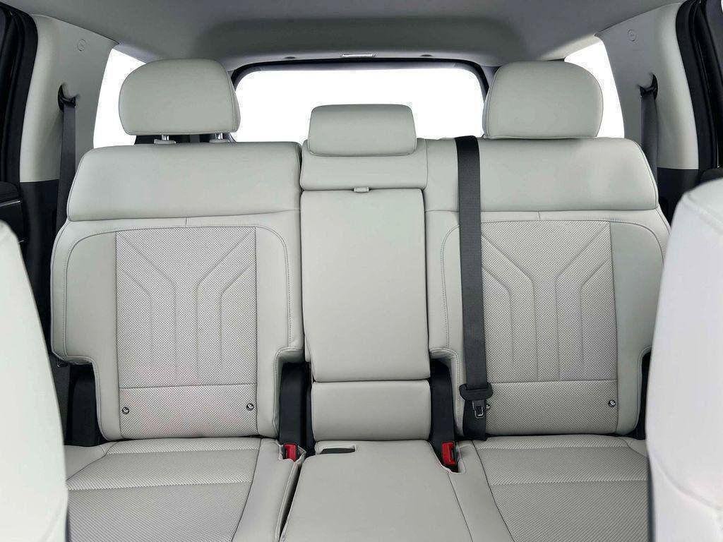 New 2026 Black Hyundai SEL AWD image 16
