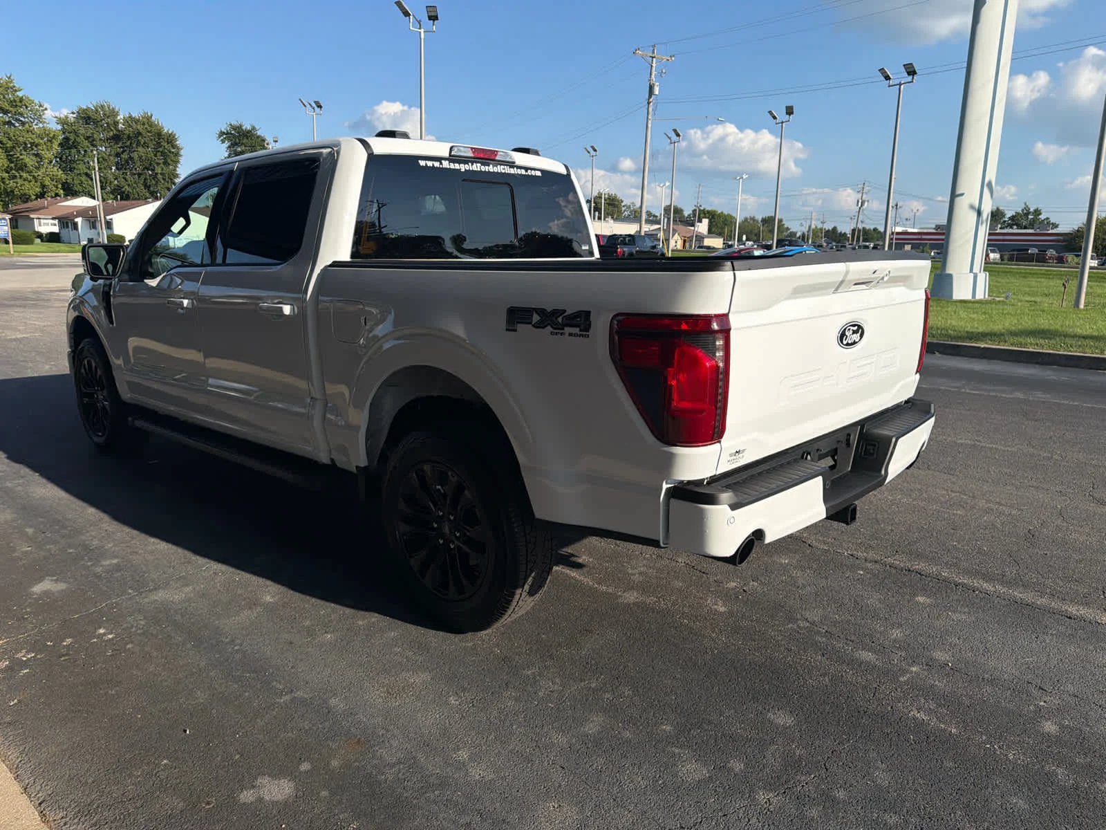 New 2026 Oxford White Ford XLT image 6