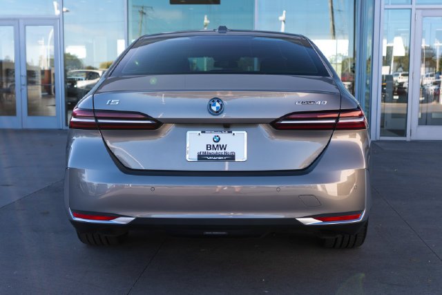 Certified Used 2024 Oxide Grey Met BMW eDrive40 image 9