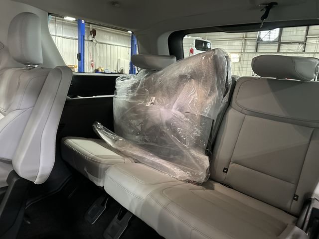 New 2027 Blue Ford Platinum image 31