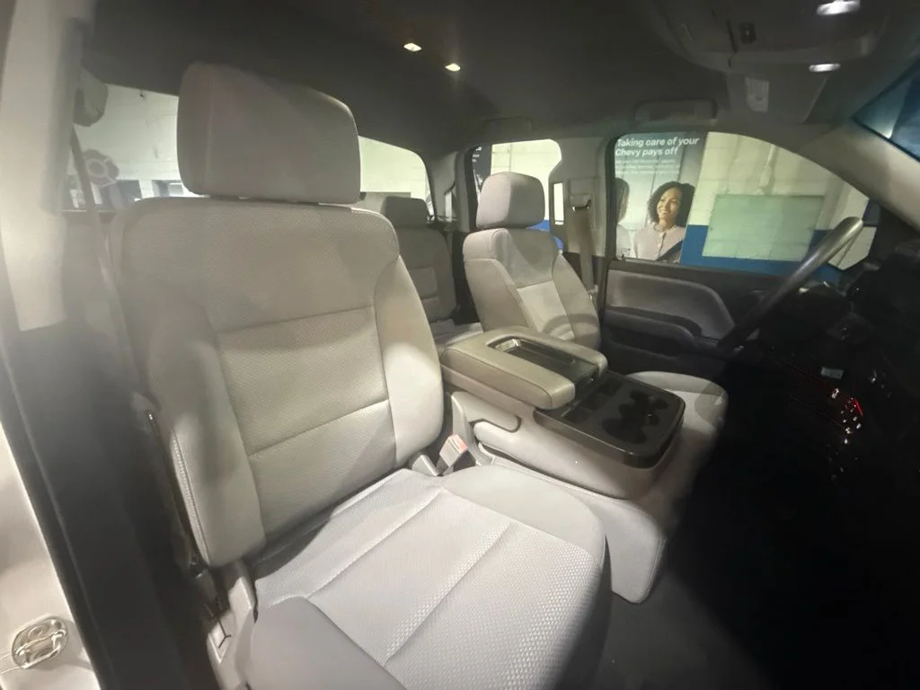 Used 2016 Summit White GMC Base image 30
