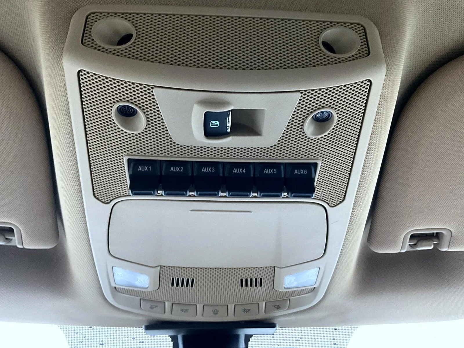 Used 2019 Red Ford Lariat image 17