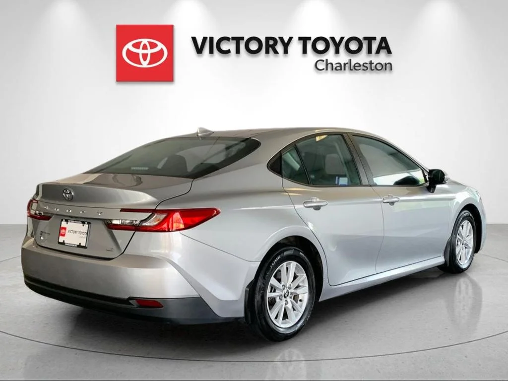 Used 2025 Silver Toyota LE image 7