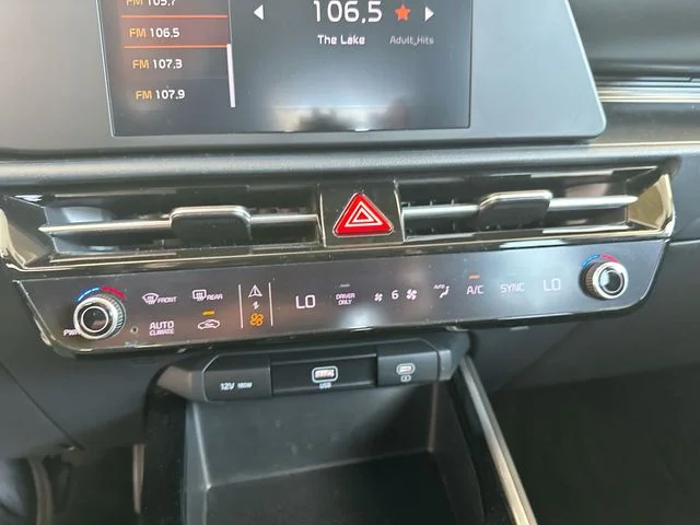 Used 2024 Black Kia LX image 18