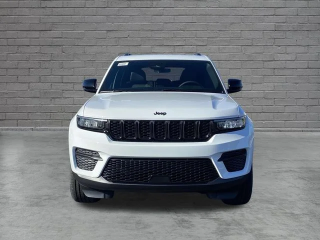 New 2025 Bright White Clear-Coat Exterior Paint Jeep Altitude image 8