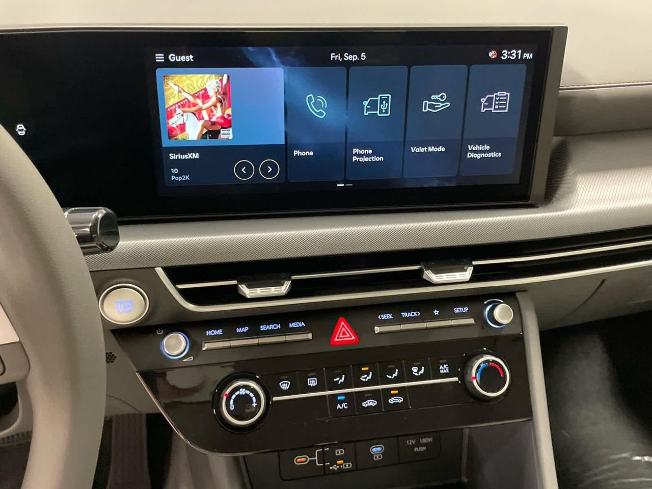 New 2026 Serenity White Hyundai SE image 32