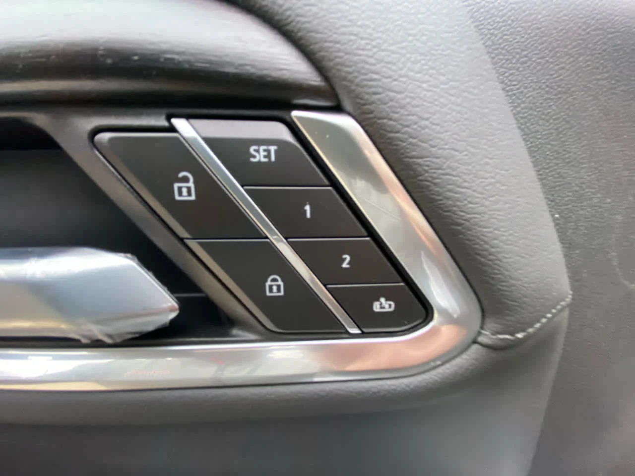 2026 GMC Sierra 2500HD Denali - Photo 11