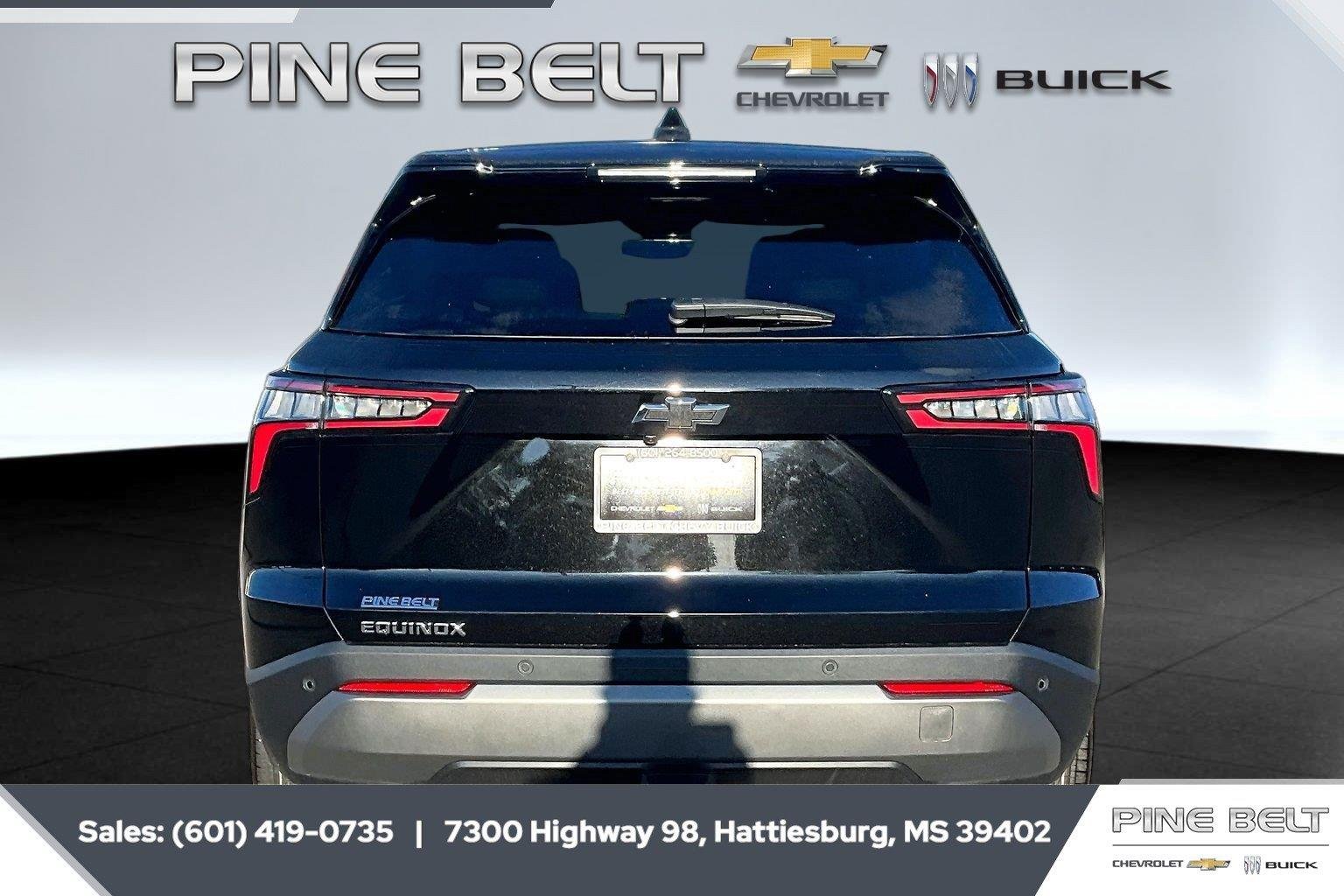 2027 Chevrolet Equinox LT - Photo 4