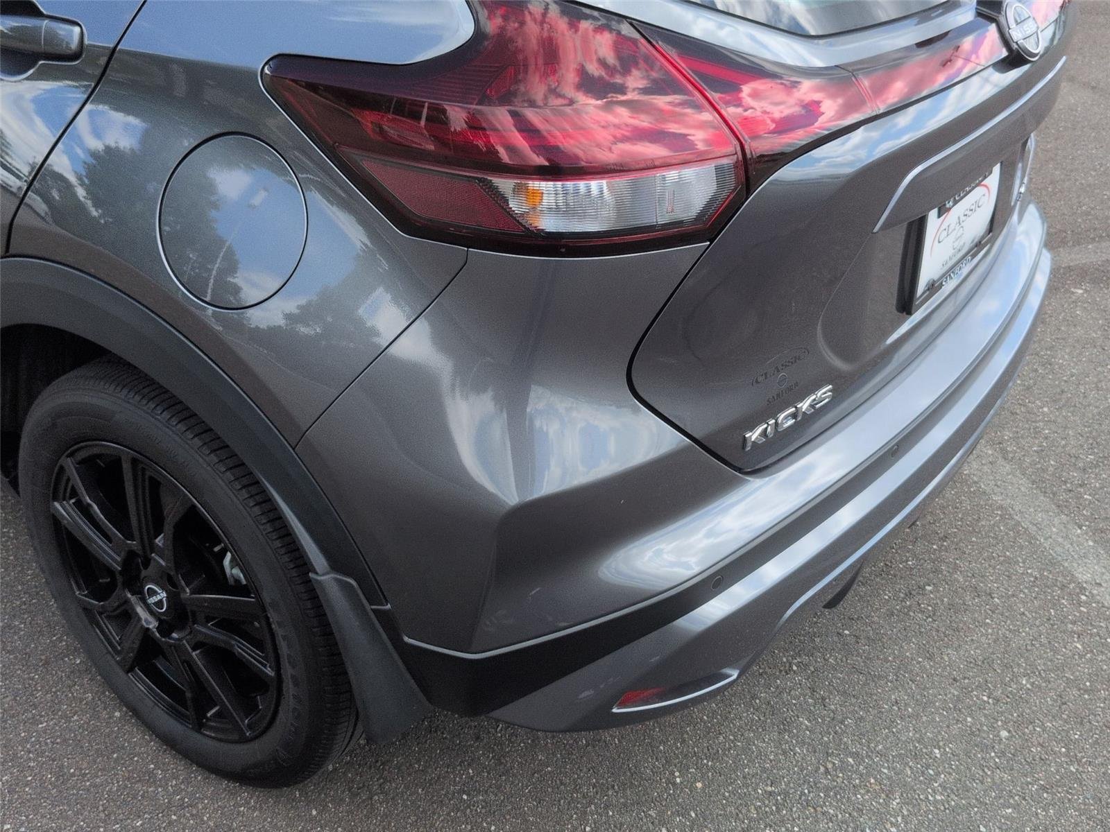 Used 2024 Gun Metallic Nissan SR image 12