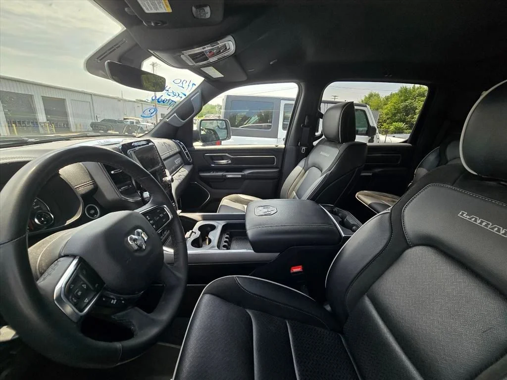 Used 2025 Silver Ram Laramie image 4