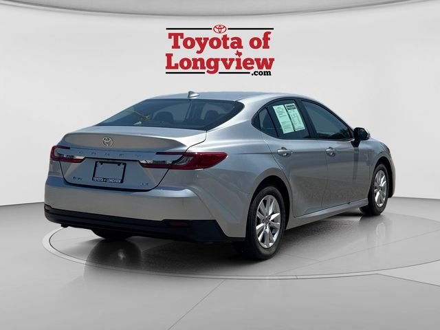 2025 Toyota Camry LE - Photo 6