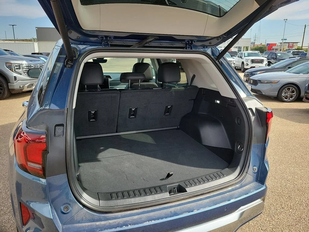 Used 2026 Downpour Metallic GMC Denali image 15