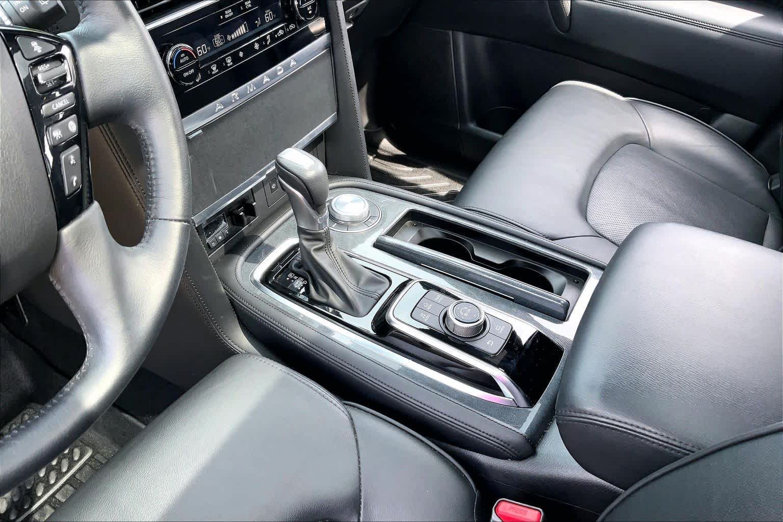 Certified Used 2024 Super Black Nissan SL image 15
