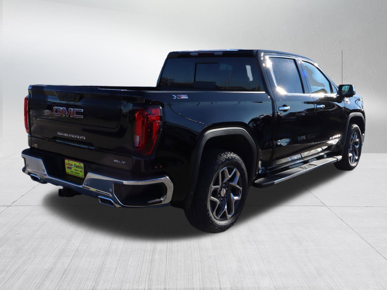 New 2026 Onyx Black GMC SLT image 7