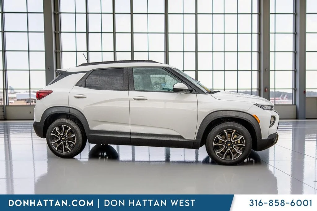 Used 2023 White Chevrolet ACTIV image 33