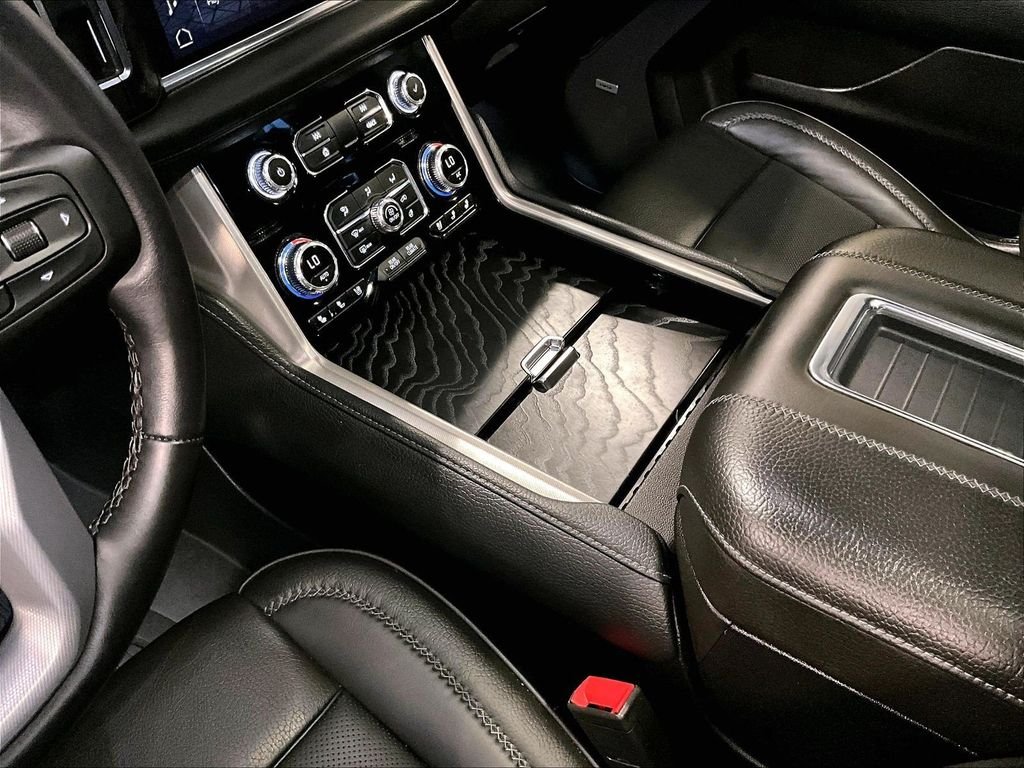 Used 2024 Black GMC Denali image 21