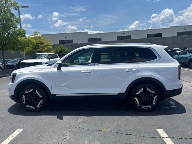Used 2024 White Kia EX image 2