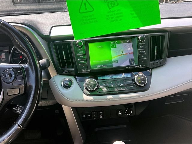 Used 2018 Pearl Toyota Limited image 6