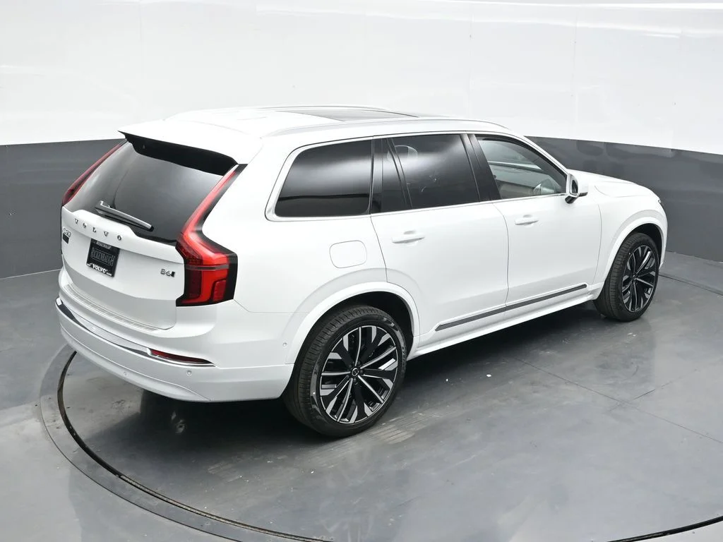 Used 2026 Crystal White Volvo Plus image 36