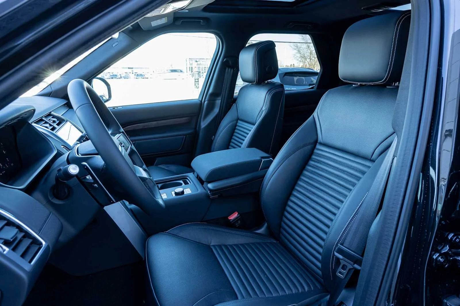 2026 Land Rover Discovery S - Photo 29
