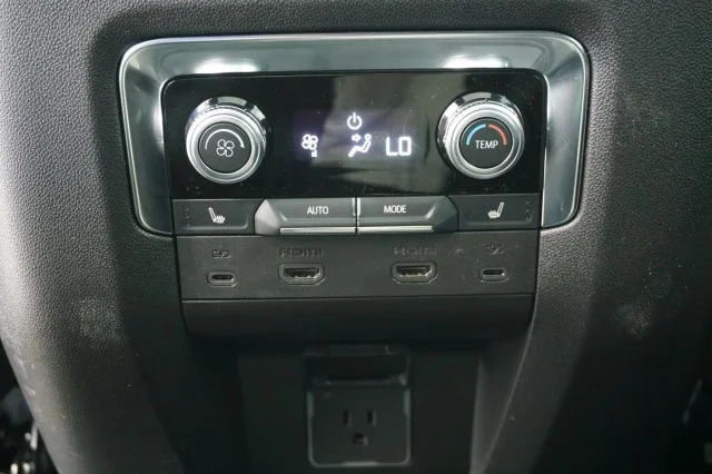 2026 GMC Yukon XL AT4 - Photo 22