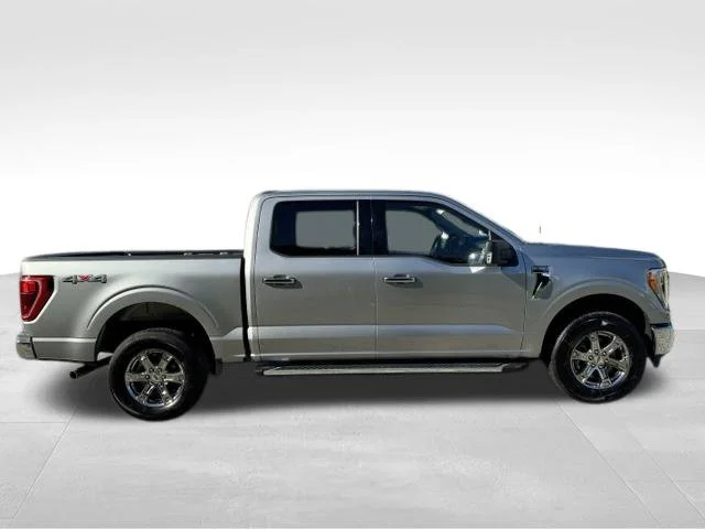 Used 2023 Silver Ford XLT image 9