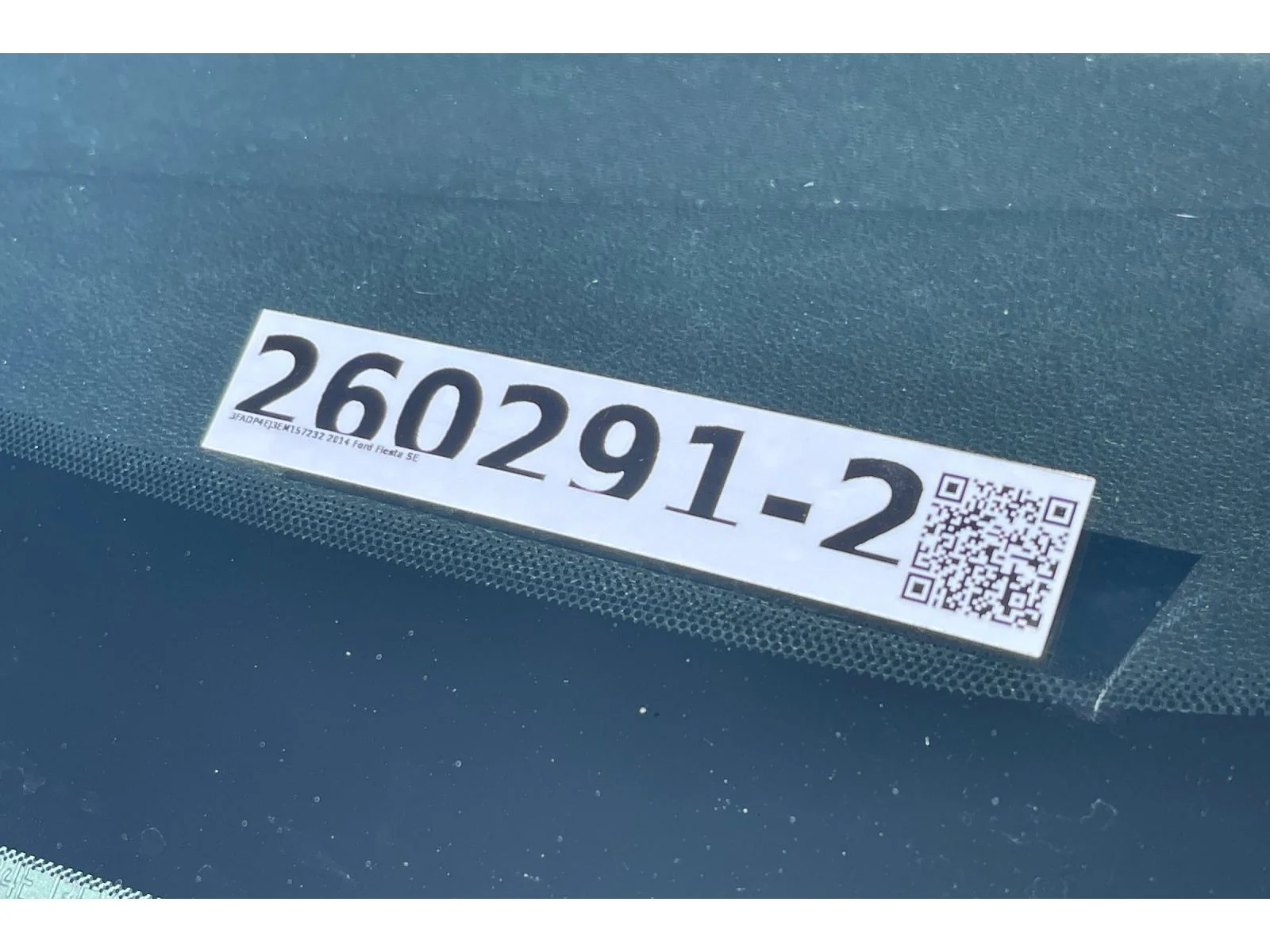 Used 2014 Ingot Silver Metallic Ford SE image 21