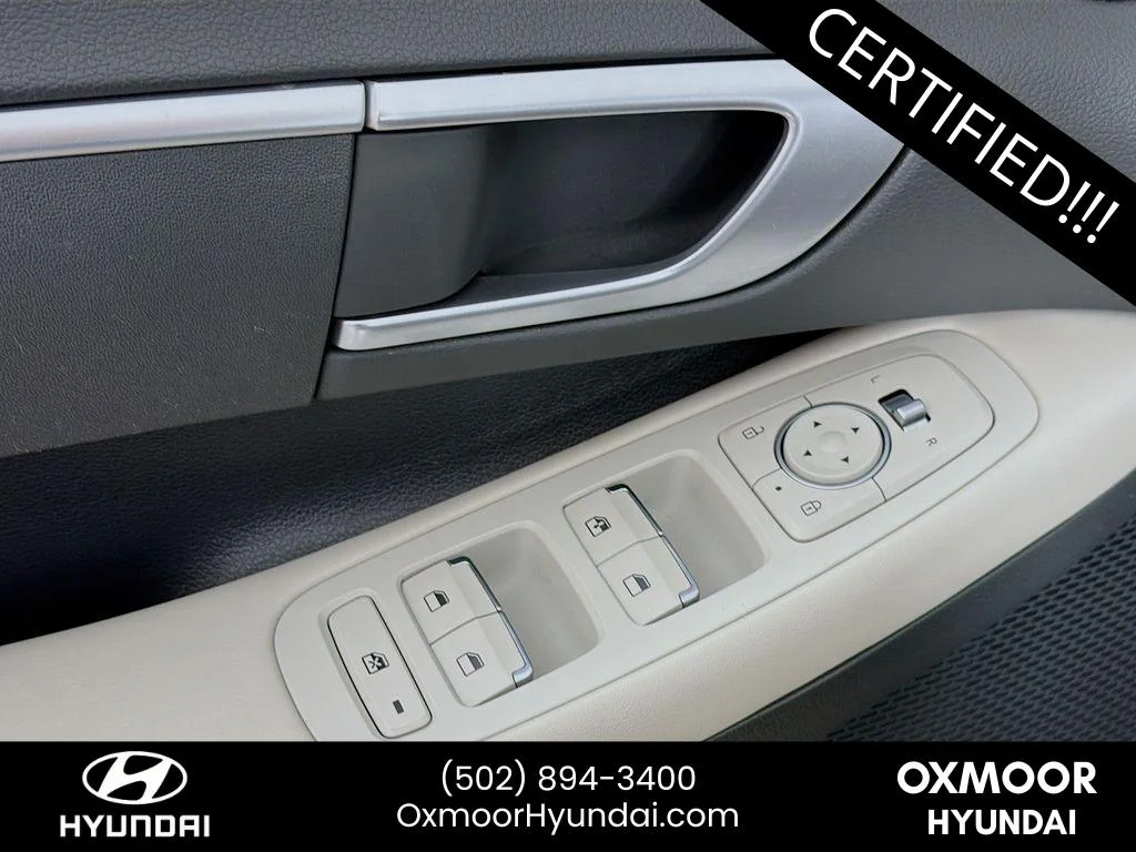 Used 2023 Carbon Blue Hyundai SE image 17