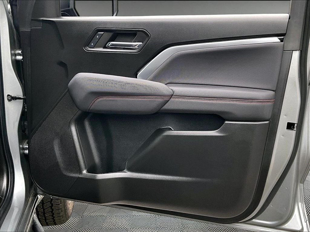 Used 2024 Sterling Gray Metallic Chevrolet Z71 image 12