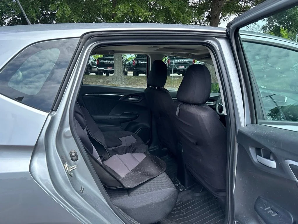 Used 2020 Silver Honda EX image 15