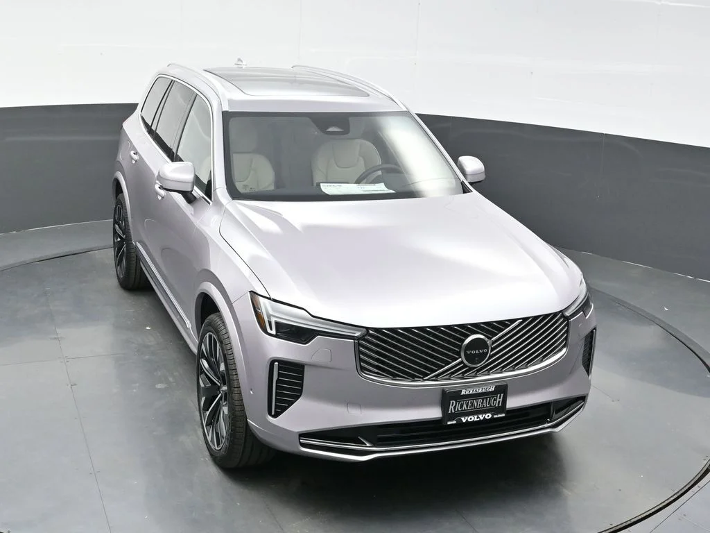 New 2026 Aurora Silver Volvo Plus image 38