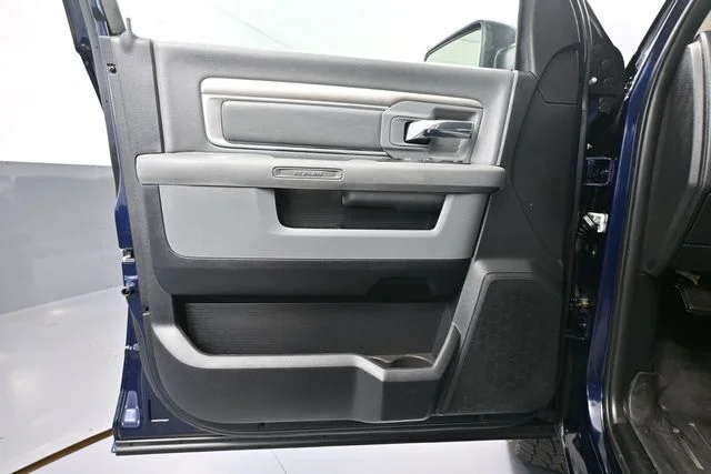 Used 2016 Blue Ram Big Horn image 20