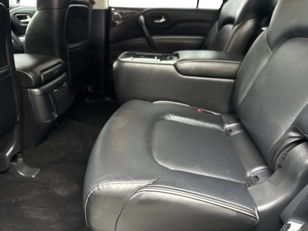 Used 2023 Black INFINITI LUXE image 33