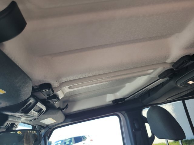 Used 2024 Silver Jeep Sport S image 21