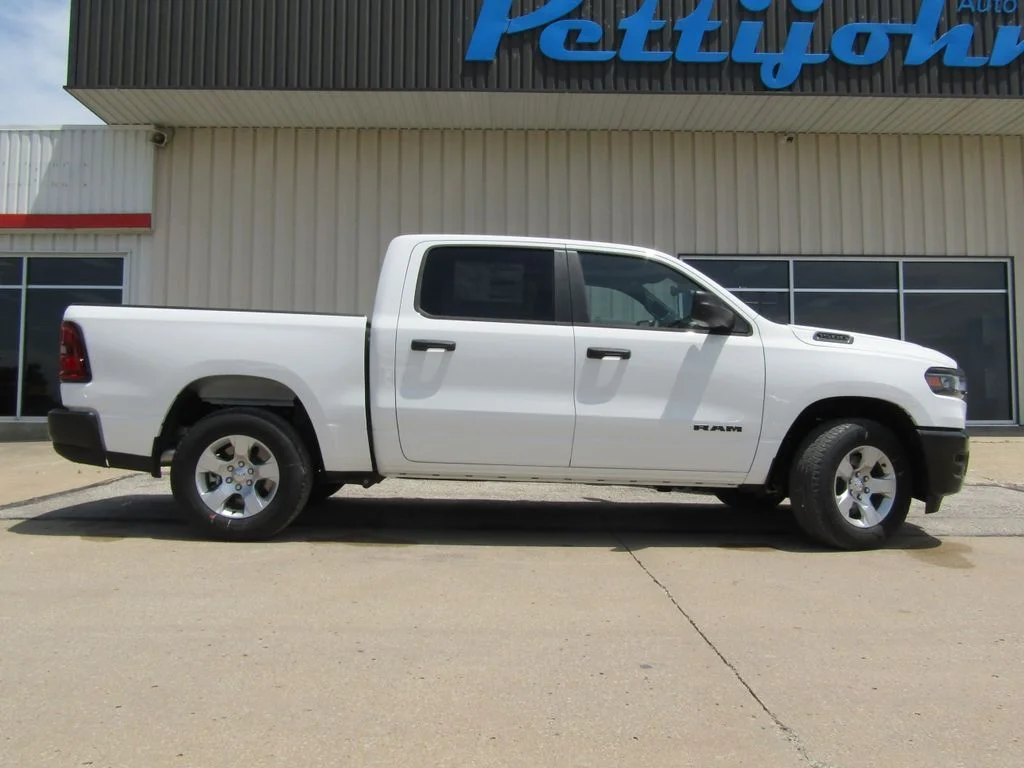 New 2026 Bright White Clearcoat RAM Tradesman image 2
