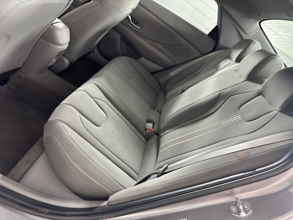 2024 Hyundai Elantra SEL - Photo 23
