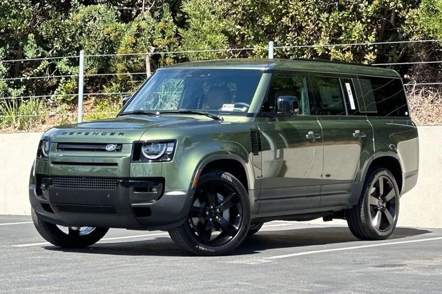 New 2026 Woolstone Green Land Rover S image 1