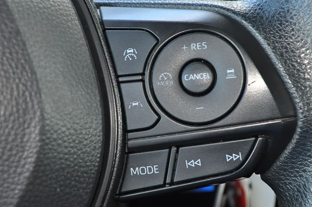 Used 2024  Toyota LE image 29