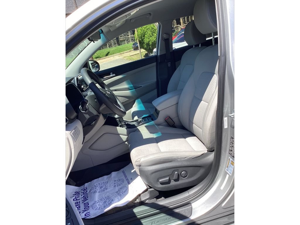 Used 2020 Silver Hyundai SEL image 9