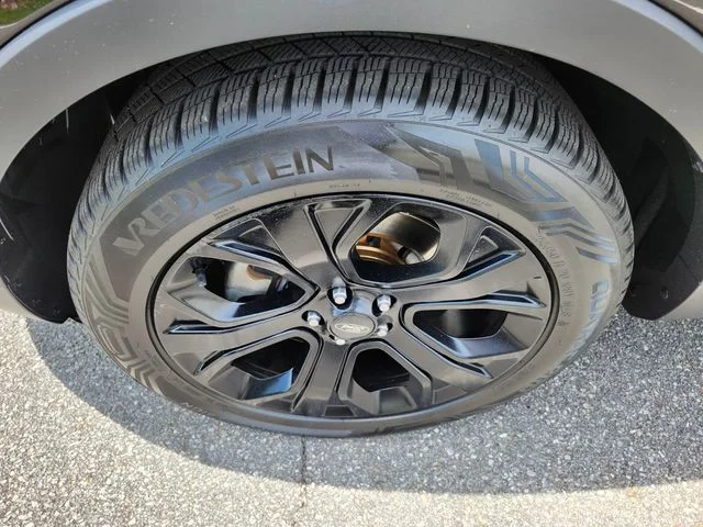 Used 2019 Black Ford Sport image 29