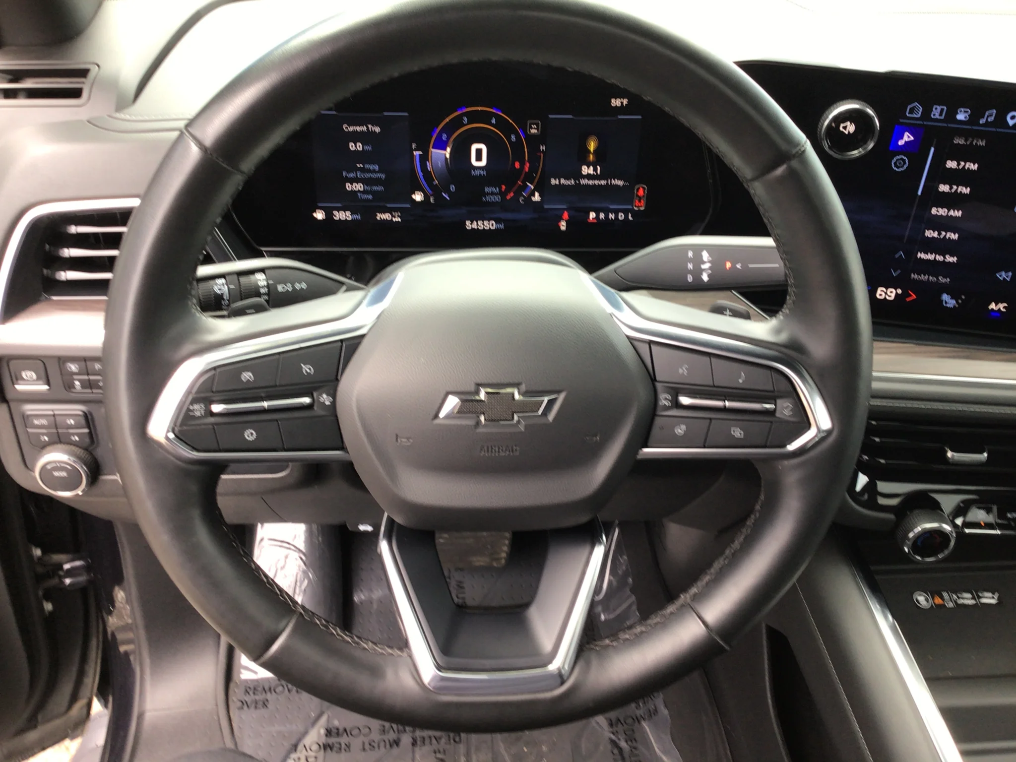 Used 2025 Dark Ash Metallic Chevrolet Z71 image 14