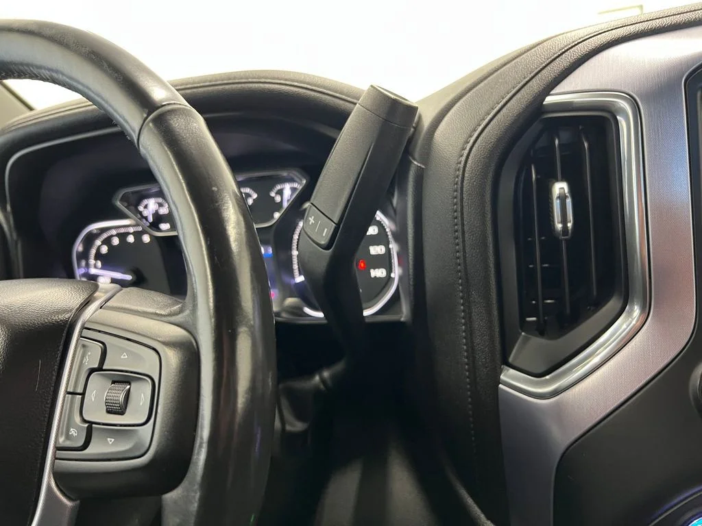 Used 2019 Quicksilver Metallic GMC SLE image 19