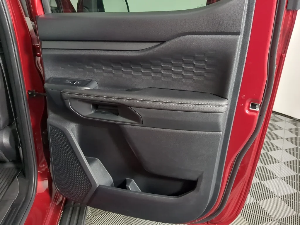 New 2026 Ruby Red Metallic Tinted Clearcoat Ford XLT image 22