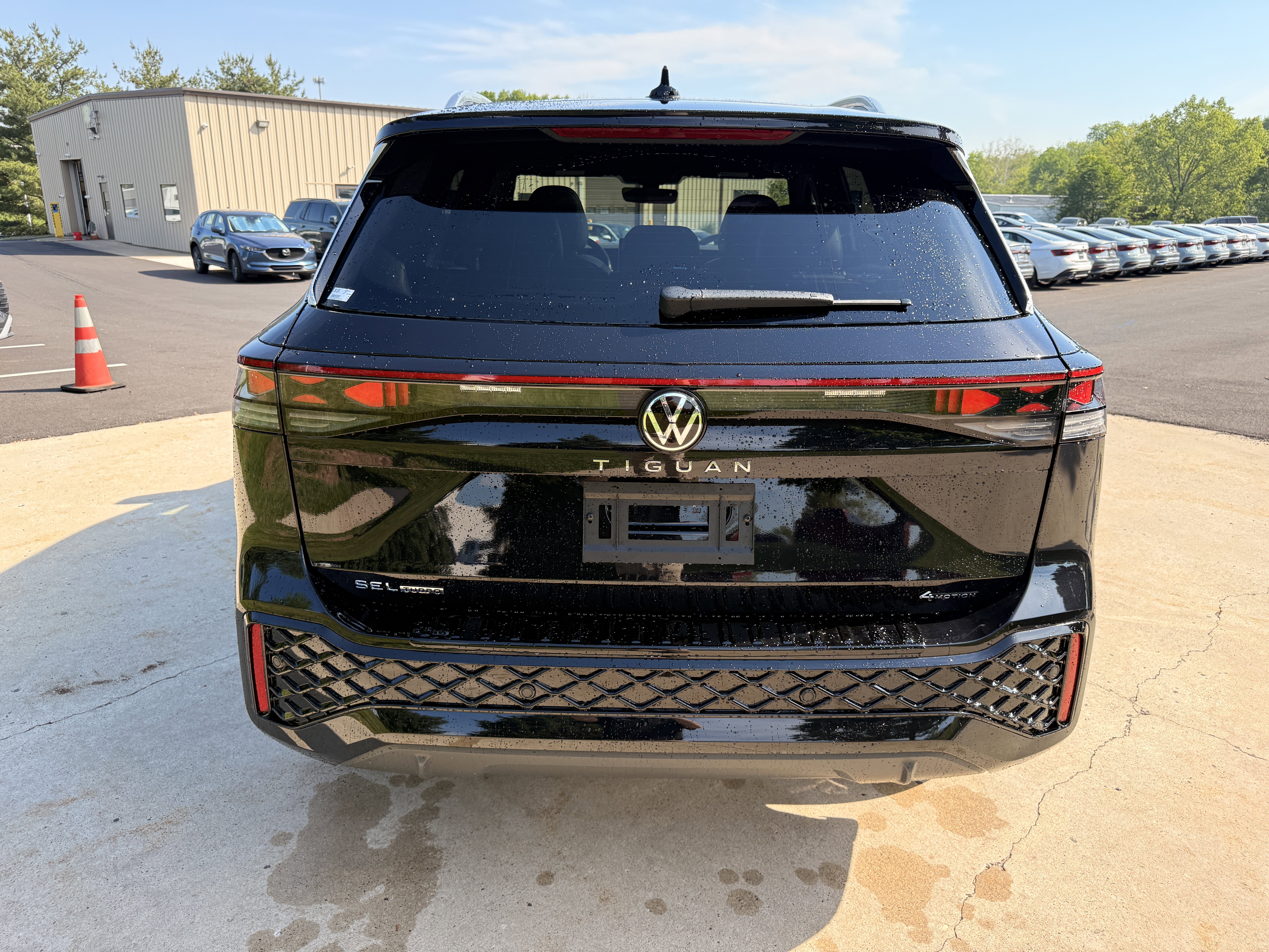 New 2026 Deep Black Pearl Volkswagen SEL R-Line Turbo image 14