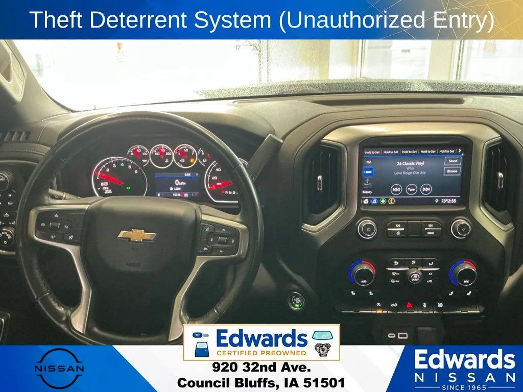 Used 2022 Gray Chevrolet LT image 17